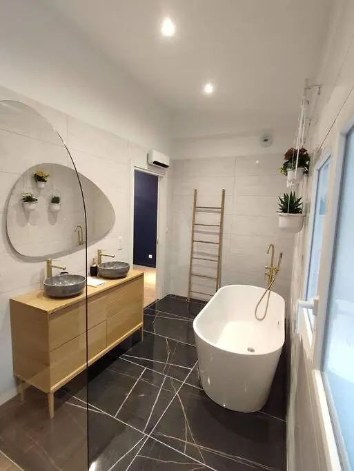 Appartement Le Secret 140M2, Proche Sanctuaires, Climatise Lurdy