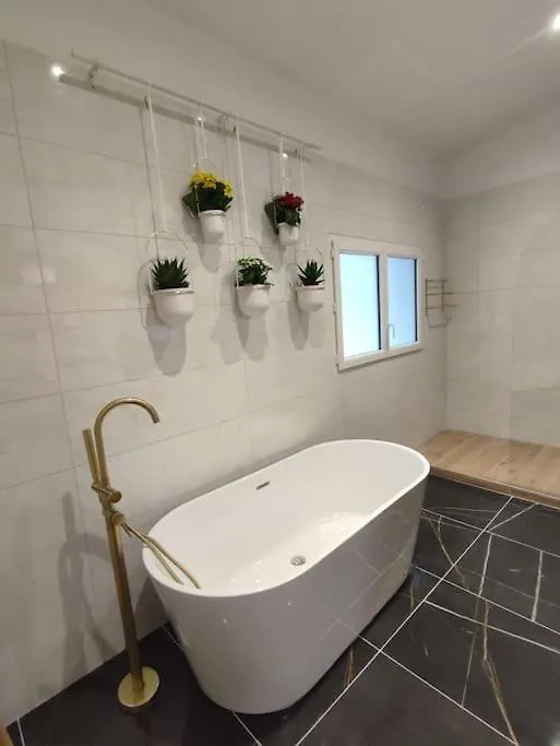 Appartement Le Secret 140M2, Proche Sanctuaires, Climatise Lurdy 0*,