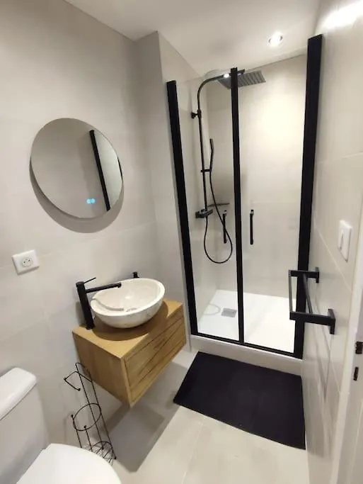 Apartment Appartement Le Secret 140M2, Proche Sanctuaires, Climatise Lourdes