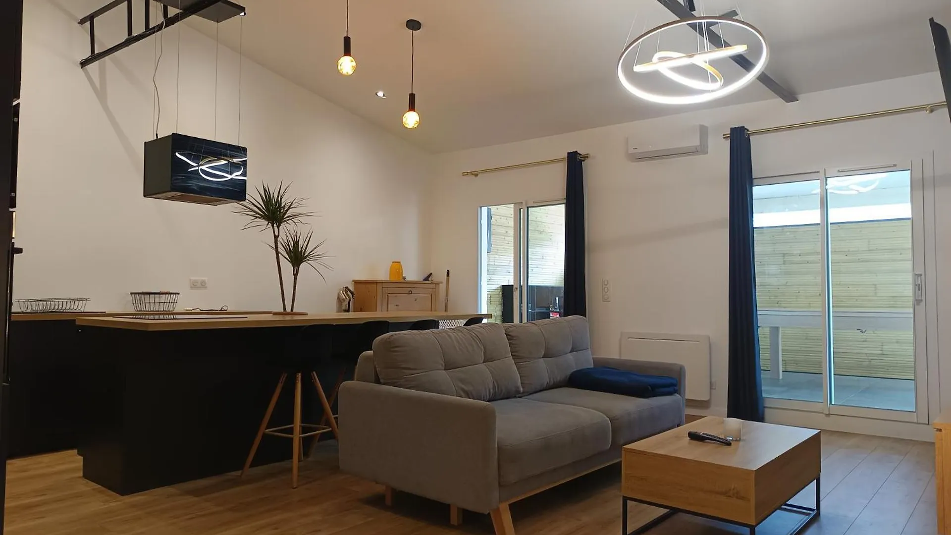 Appartement Le Secret 140M2, Proche Sanctuaires, Climatise Lourdes Apartment
